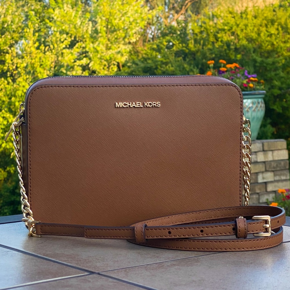 NWT Michael Kors Jet Set Crossbody